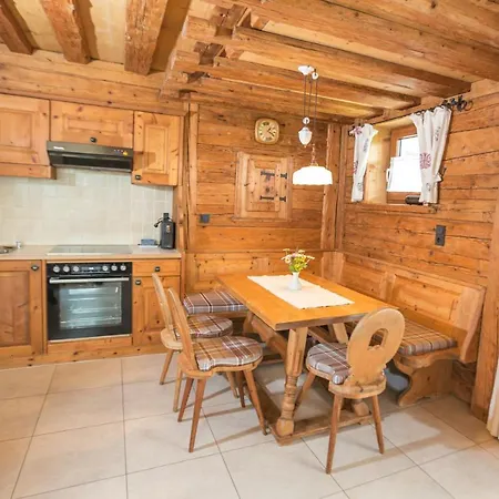 Flat Otel Seefeld in Tirol