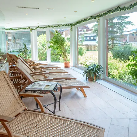 Appartement- Und Wellnesshotel Charlotte - 3 Sterne Superior Seefeld in Tirol