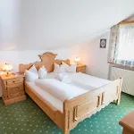 Flat 3*