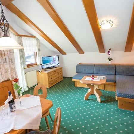 Flat Hotel Seefeld in Tirol