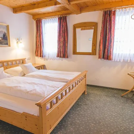 Flat Hotel Seefeld in Tirol