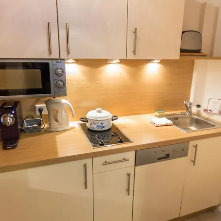 Flat 3*