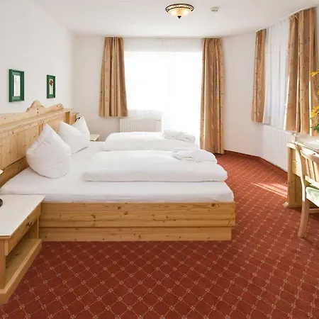 Flat Hotel Seefeld in Tirol
